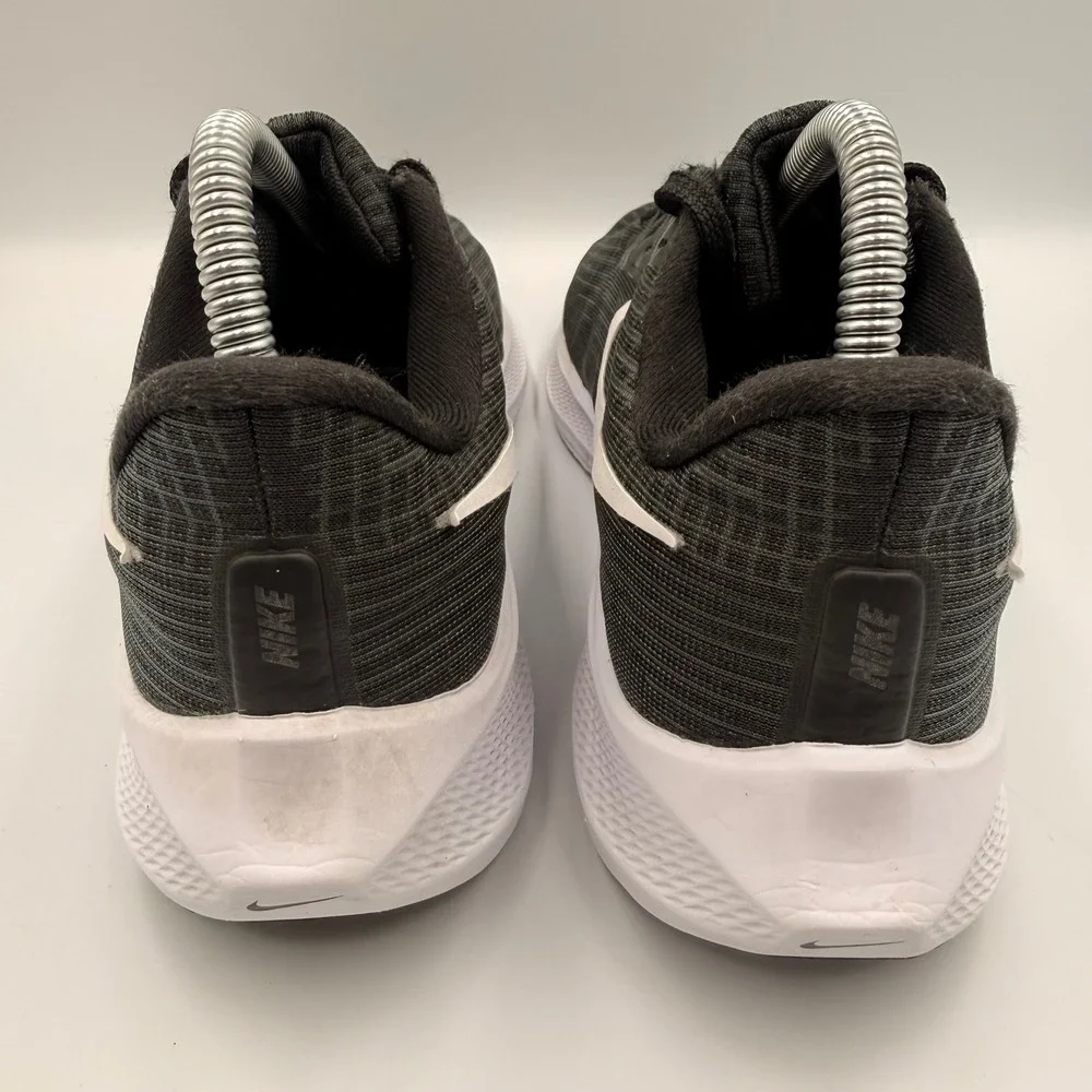 Nike Air Zoom Pegasus 38 Womens Size 7.5 Running Shoes DH4072-001 Black White
